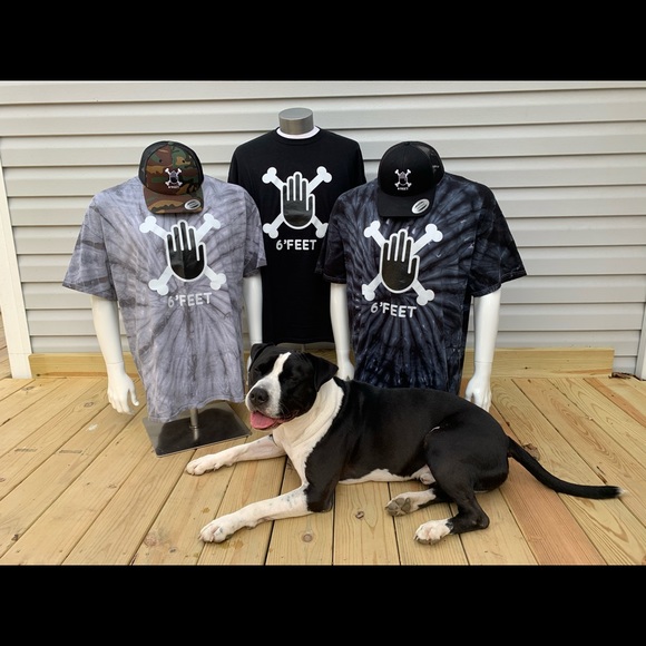 6’ FEET Hand And Cross Bones Tee Shirt - Picture 10 of 11